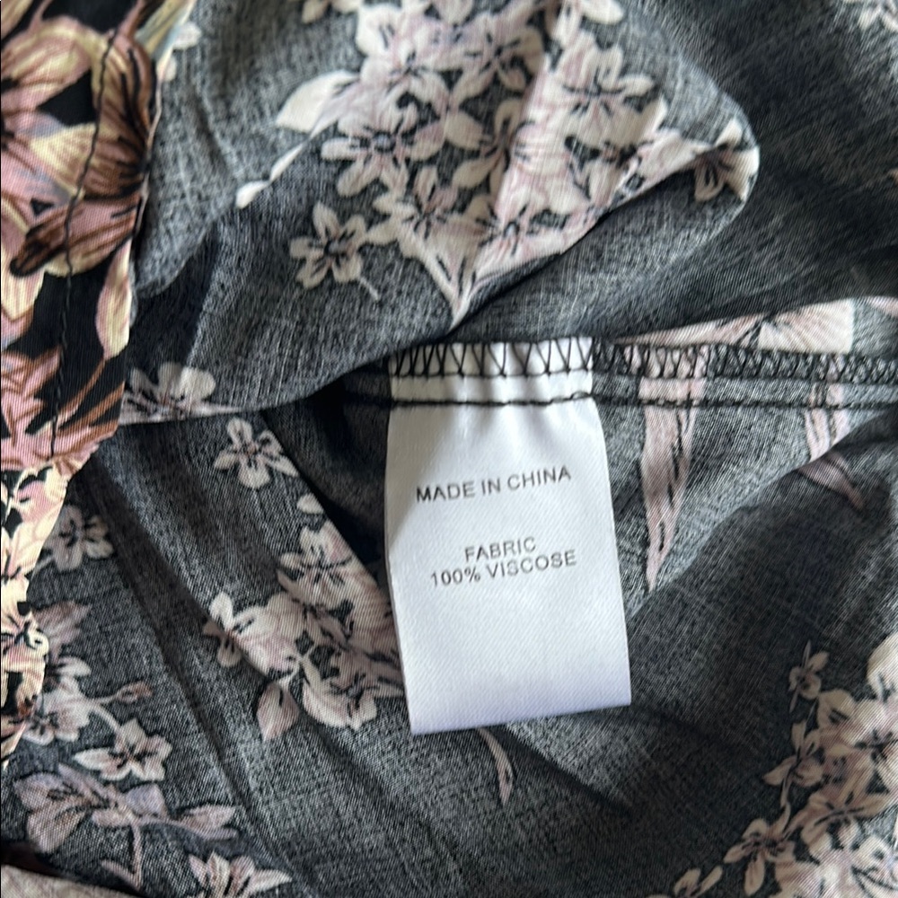 Black and Cream Ruffled Sweetheart Jumpsuit Size Small - Picture 12 of 13